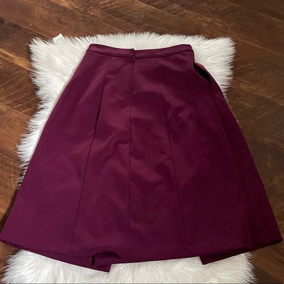 Vince Camuto peplum skirt 4P - Picture 3 of 3